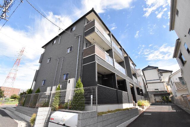 ��ʌ��������܎s�΋�厚���10-1�̃A�p�[�g�̌����O��