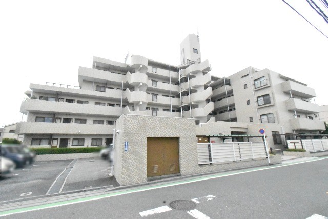 ��ʌ��������܎s�΋擌���Q���ڂ̃}���V�����̌����O��