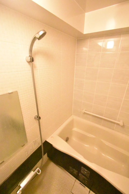 ��ʌ��������܎s�΋擌���Q���ڂ̃}���V�����̃o�X