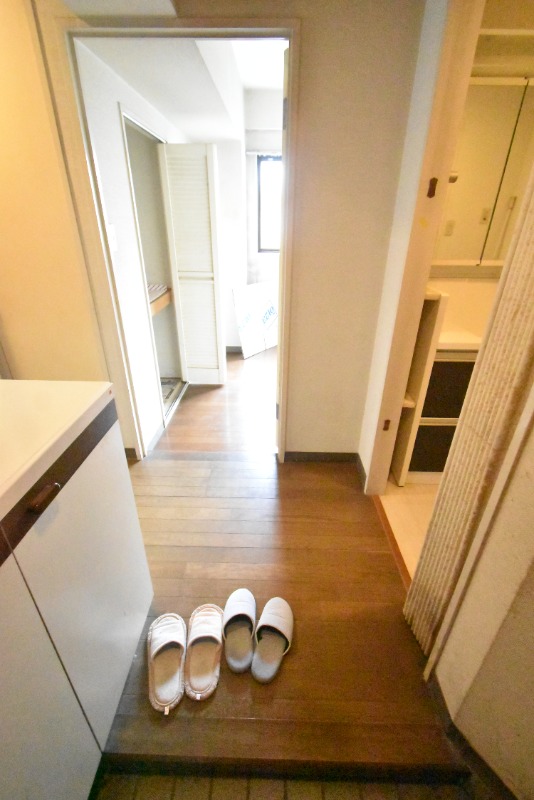 ��ʌ��������܎s�΋擌���Q���ڂ̃}���V�����̌���