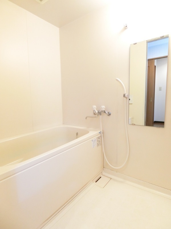 ��ʌ��������܎s������x�蒬�̃}���V�����̃o�X