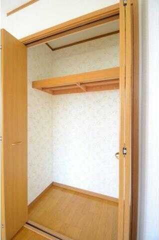 ��ʌ��������܎s��΋���K���̃^�E���n�E�X�̎��[