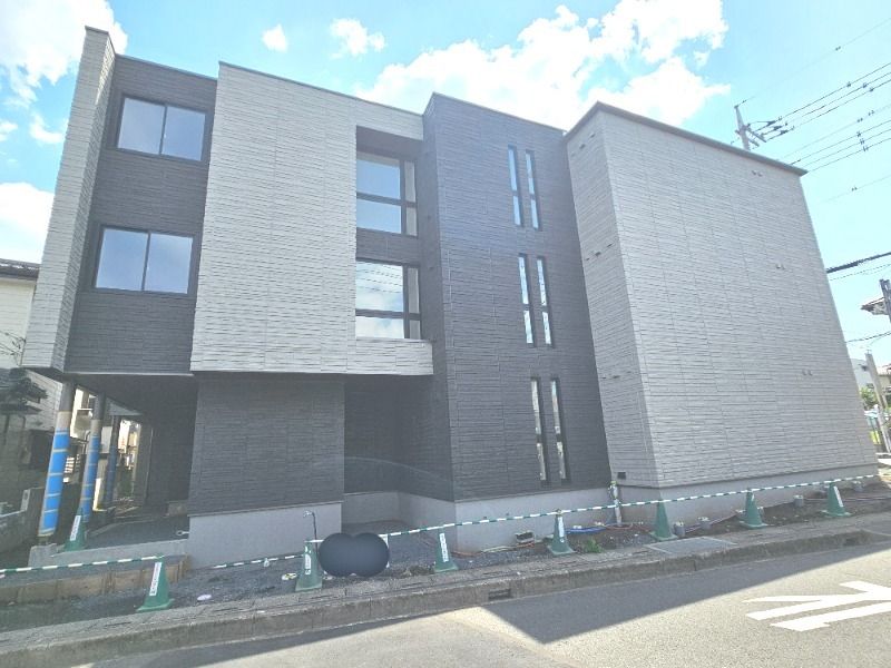 ��ʌ��������܎s��{��������P���ڂ̃}���V�����̌����O��