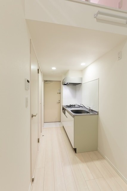 ��ʌ��������܎s�k����i���R���ڂ̃A�p�[�g�̃L�b�`��