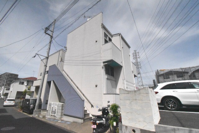 ��ʌ��������܎s�k����i���R����10-2�̃A�p�[�g�̌����O��