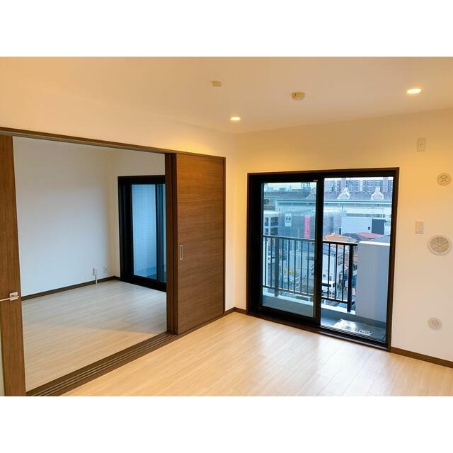 ��ʌ��������܎s��{��{���S���ڂ̃}���V�����̋��ԁE���r���O