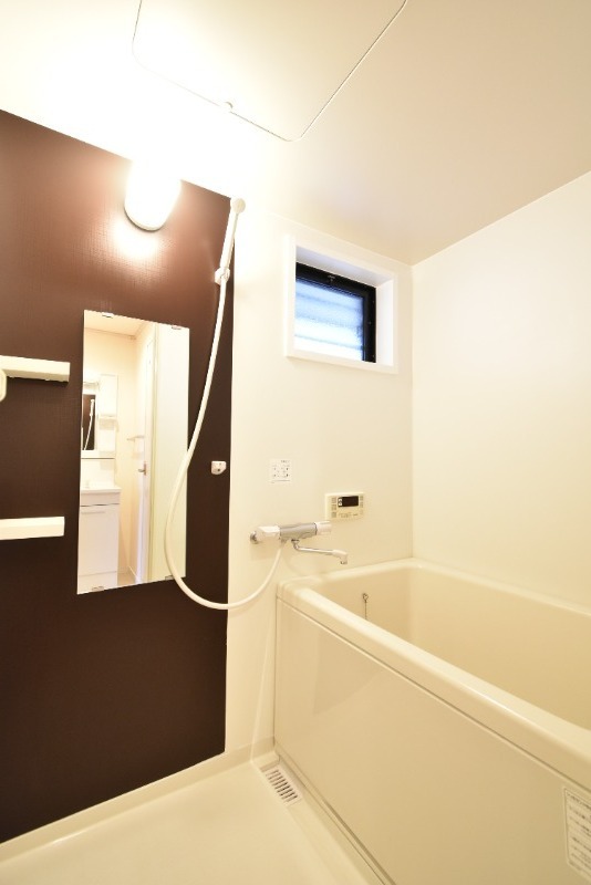 ��ʌ��������܎s��{��������P���ڂ̃A�p�[�g�̃o�X