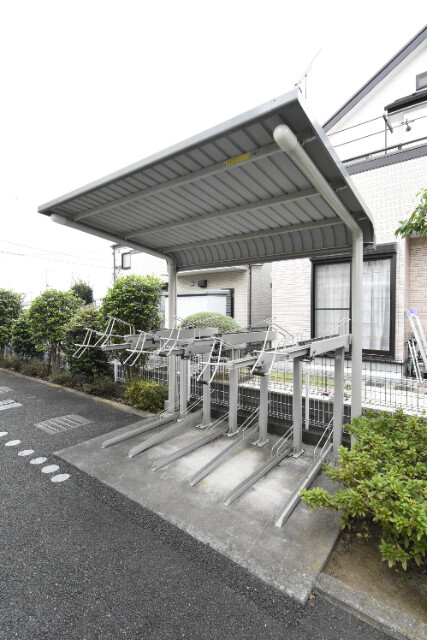 ��ʌ��k�����S�ɓޒ������j�Q���ڂ̃A�p�[�g�̂��̑�