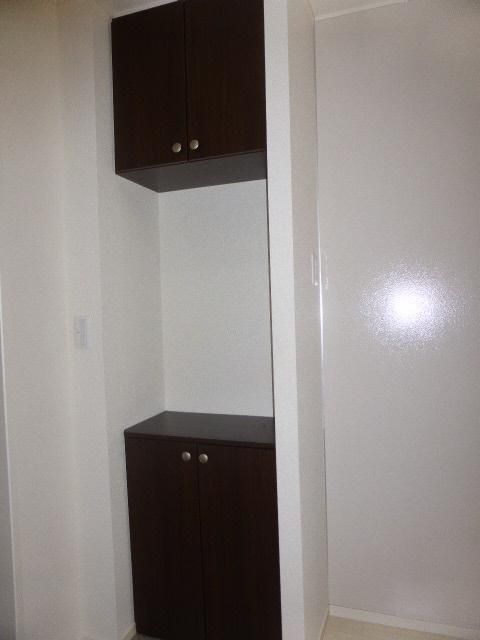 ��ʌ��������܎s�Y�a���ՂP�O���ڂ̃A�p�[�g�̎��[