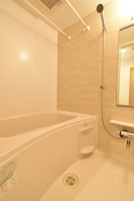 ��ʌ��������܎s�΋擌�Y�a�R���ڂ̃}���V�����̃o�X