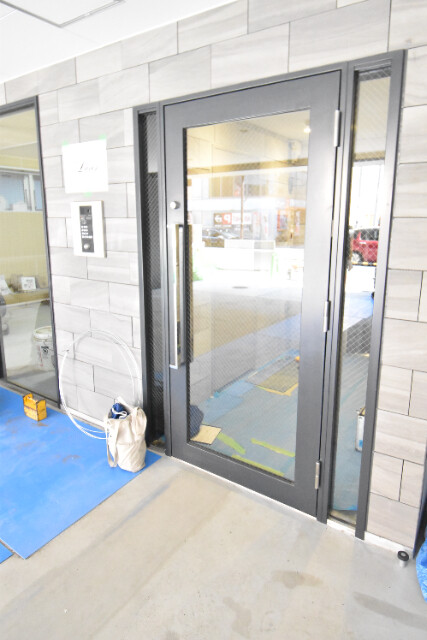 ��ʌ��������܎s��{��{���R���ڂ̃}���V�����̃G���g�����X