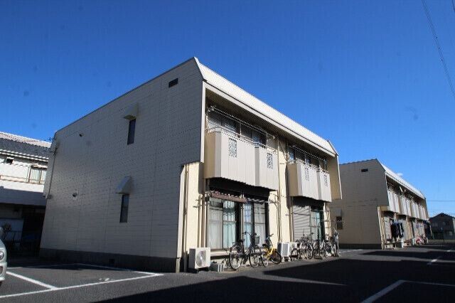 ��ʌ��z�J�s�{�{���T���ڂ̃A�p�[�g�̌����O��