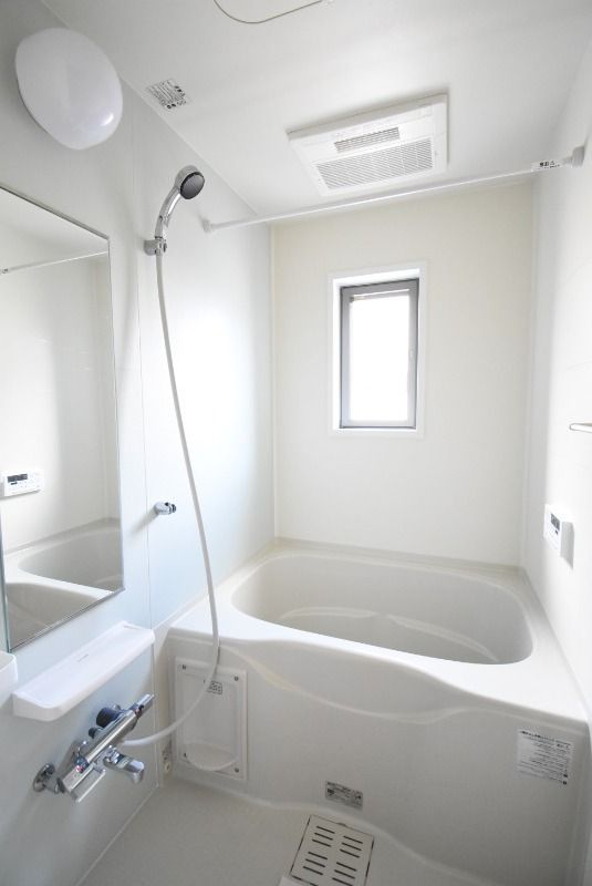 ��ʌ��������܎s��{��x�̓����P���ڂ̃A�p�[�g�̃o�X