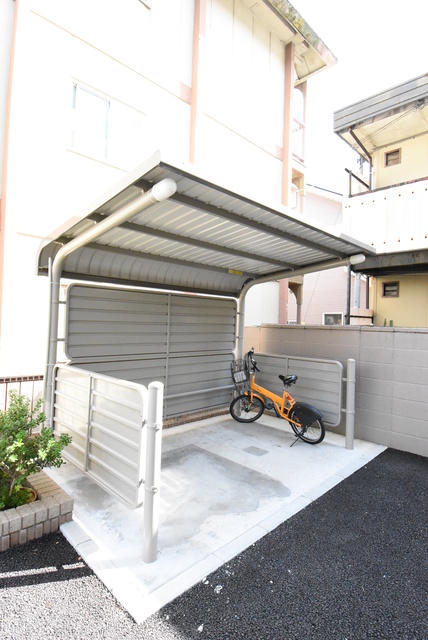 ��ʌ��������܎s��{��x�̓����P���ڂ̃A�p�[�g�̂��̑�