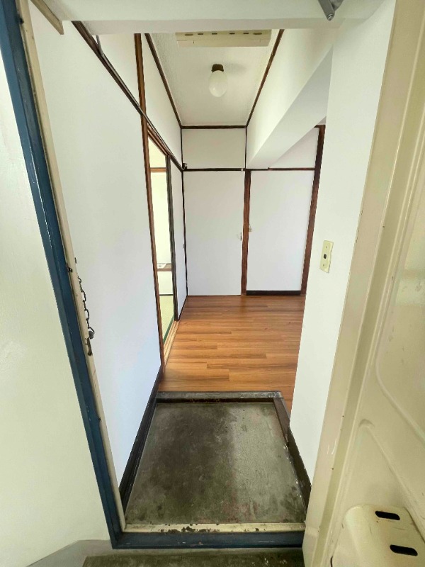 �����s�����؂R���ڂ̃}���V�����̌���