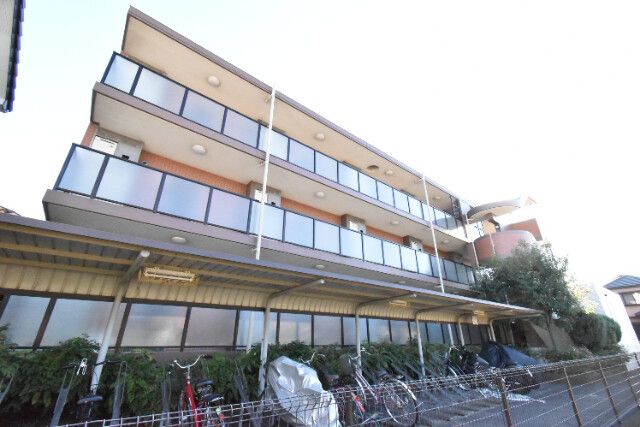 ��ʌ������s���U���ڂ̃}���V�����̌����O��