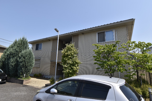 ��ʌ��������܎s��{��������P����762-1�̃A�p�[�g�̌����O��