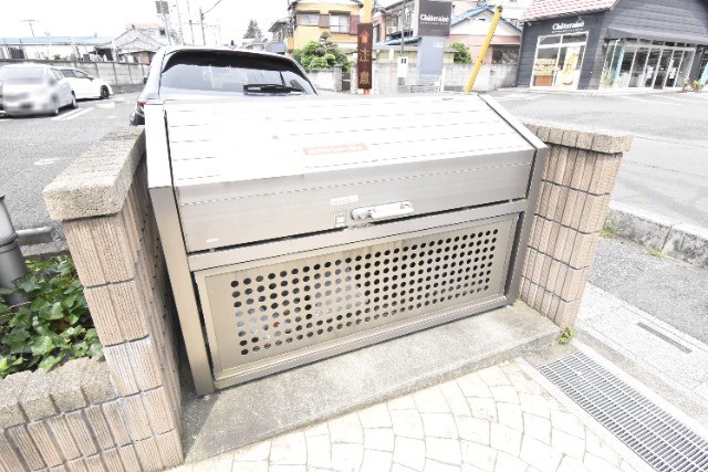 ��ʌ��������܎s��{��������P���ڂ̃A�p�[�g�̂��̑�