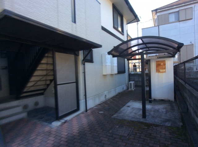 ��ʌ��k�����S�ɓޒ������P���ڂ̃A�p�[�g�̂��̑�