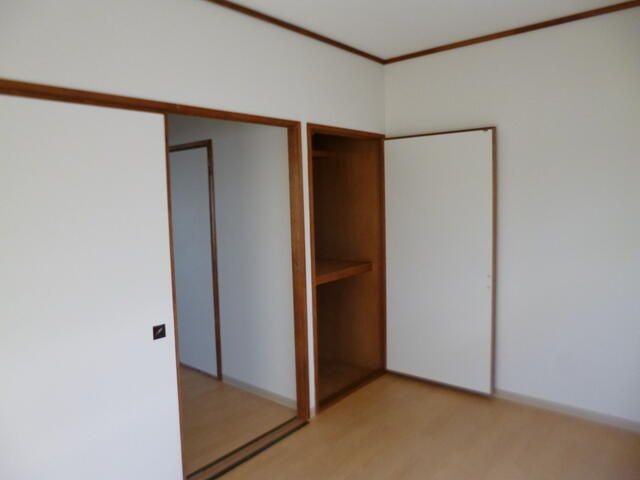 ��ʌ��������܎s��{��V�����Q���ڂ̃A�p�[�g�̂��̑�