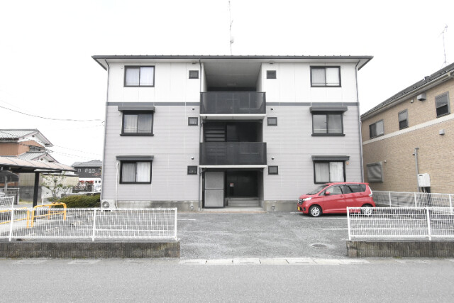 ��ʌ������s���W����17-1�̃A�p�[�g�̌����O��