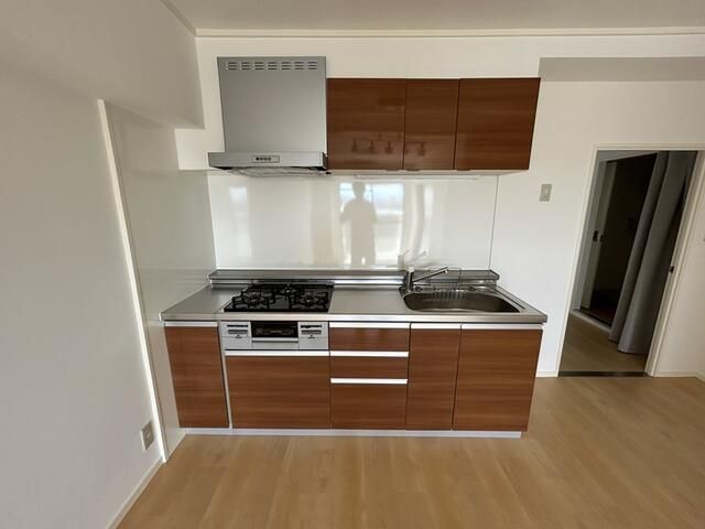 ��ʌ��������܎s��{��������P���ڂ̃}���V�����̃L�b�`��