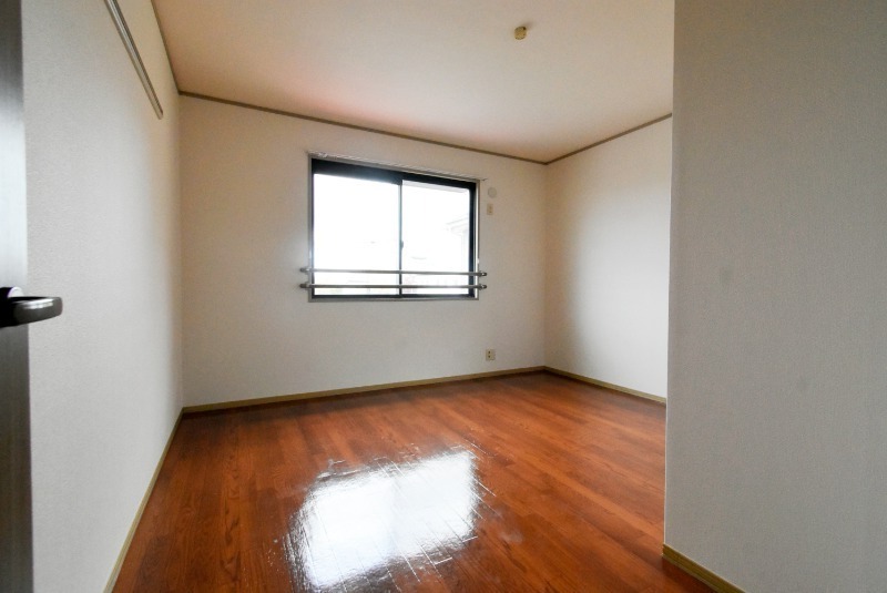 ��ʌ������s���W���ڂ̃A�p�[�g�̂��̑������E�X�y�[�X