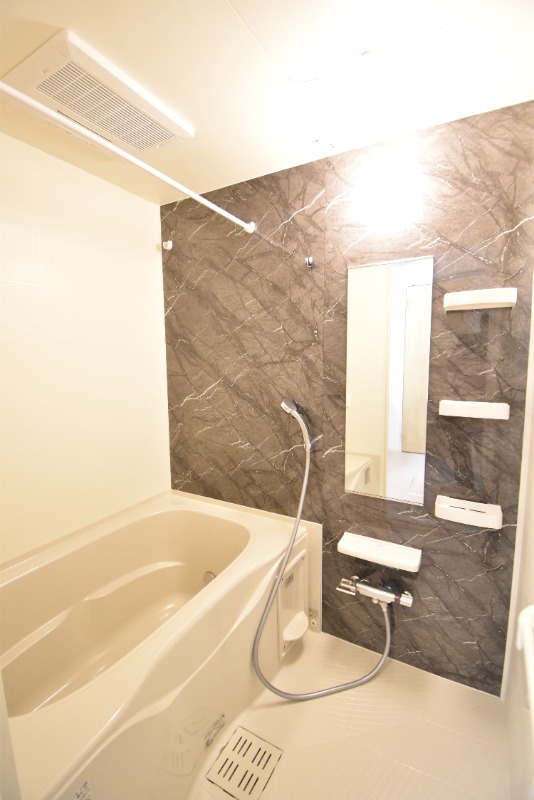 ��ʌ��������܎s�������a�c���P���ڂ̃A�p�[�g�̃o�X