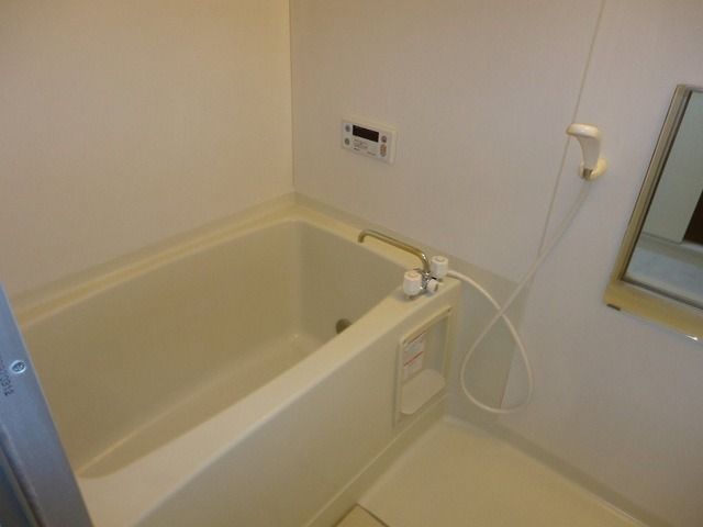 ��ʌ��@�c�s���L�Q���ڂ̃}���V�����̃o�X