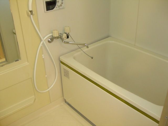 ��ʌ��������܎s������t���R���ڂ̃A�p�[�g�̃o�X