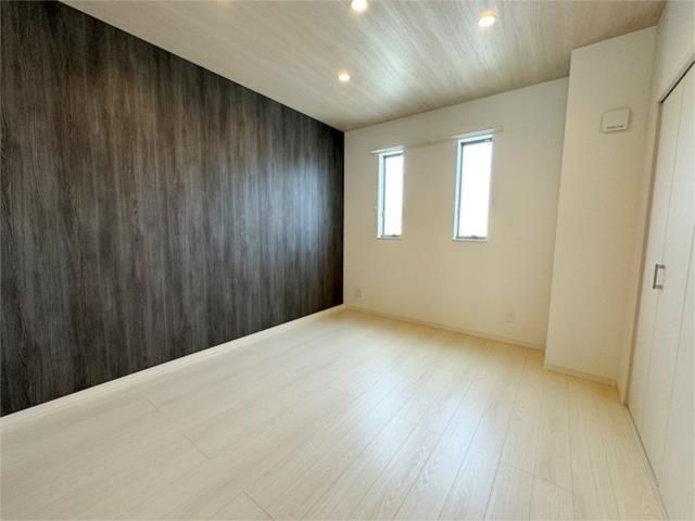 ��ʌ��������܎s��΋�钬�P���ڂ̃e���X�n�E�X�̂��̑�