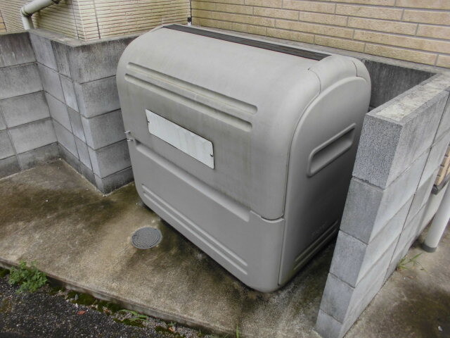 ��ʌ���z�s���P�֓��Q���ڂ̃A�p�[�g�̂��̑�