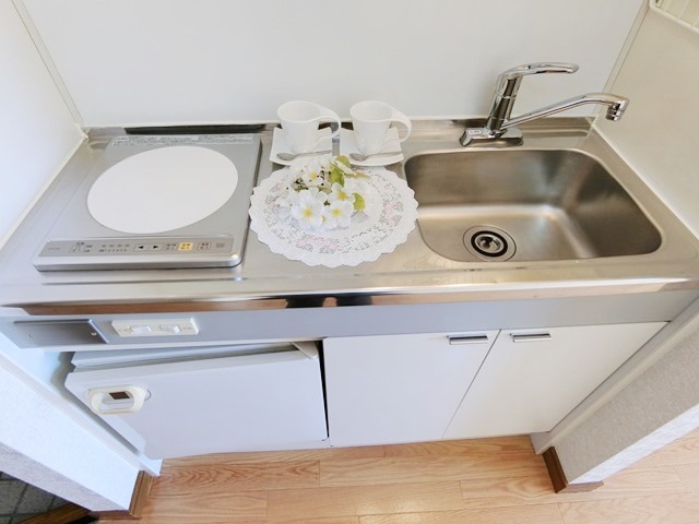 ��ʌ��������܎s�k��听���S���ڂ̃}���V�����̃L�b�`��