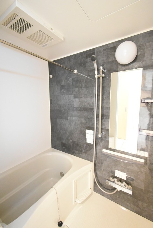 ��ʌ��������܎s����厚�����̃A�p�[�g�̃o�X