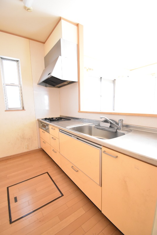 ��ʌ��z�J�s���͒��Q���ڂ̈�ˌ��ẴL�b�`��