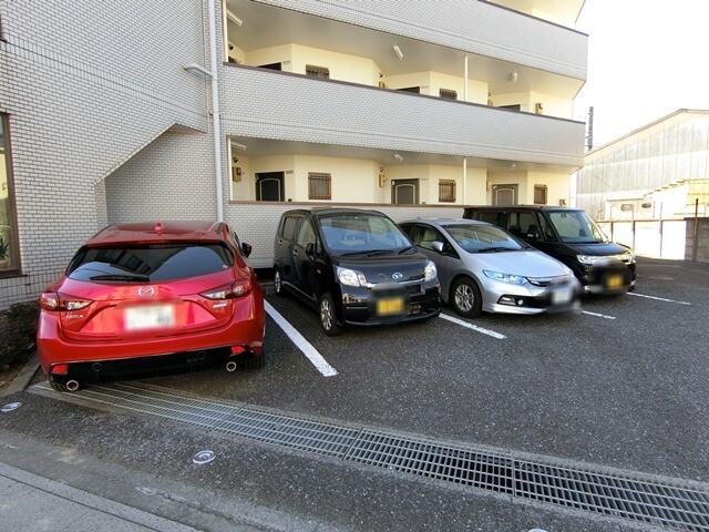 ��ʌ��������܎s�k��听���S���ڂ̃}���V�����̒��ԏ�