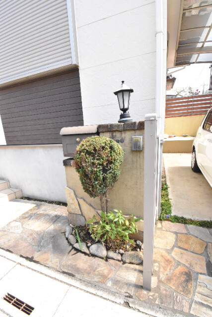 ��ʌ��z�J�s���͒��Q���ڂ̈�ˌ��Ă̂��̑�