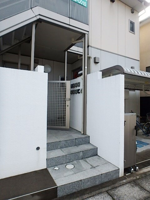 ��ʌ��������܎s��{��㏬���̃A�p�[�g�̃G���g�����X