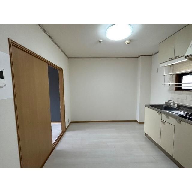 ��ʌ��t�����s�L���S���ڂ̃}���V�����̂��̑������E�X�y�[�X