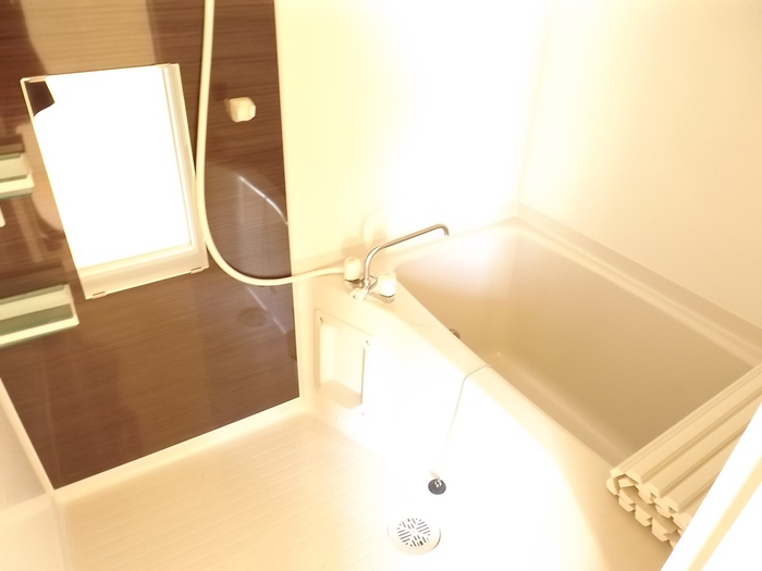 ��ʌ��������܎s�΋�厚�����̃A�p�[�g�̃o�X