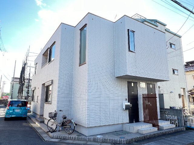 ��ʌ��z�J�s�o�˒��̃}���V�����̌����O��