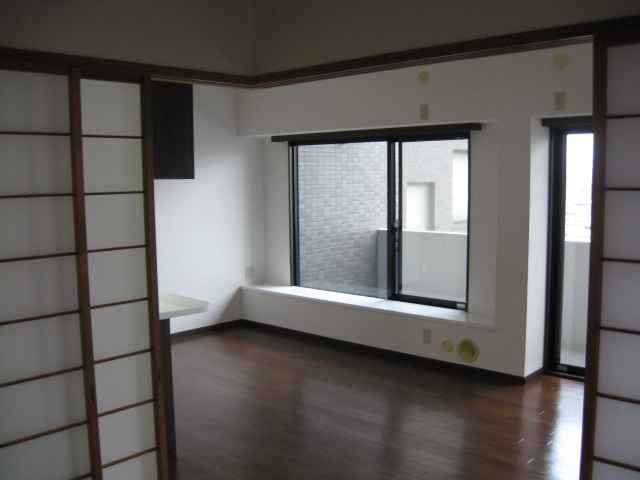 ��ʌ��������܎s���ʏ��P���ڂ̃}���V�����̋��ԁE���r���O