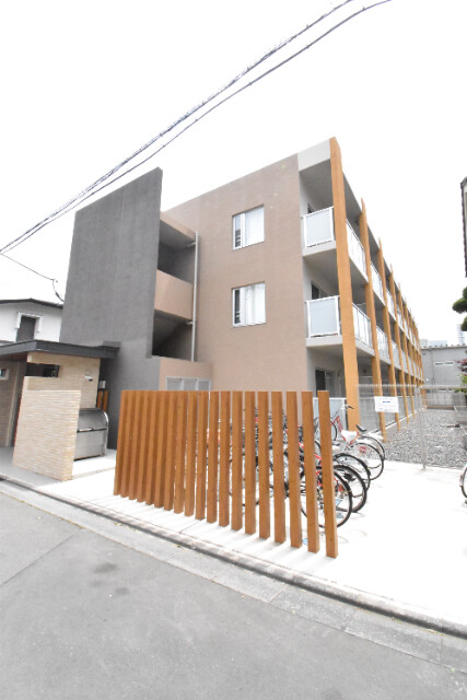 ��ʌ��������܎s��{���Ԓ��P����86-1�̃}���V�����̌����O��