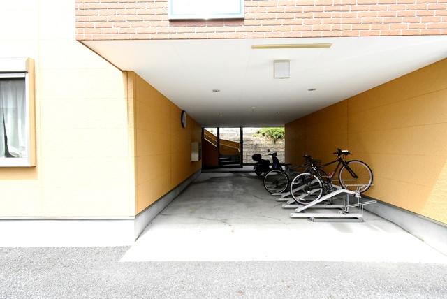 ��ʌ��������܎s��΋�z�K�P���ڂ̃A�p�[�g�̂��̑�