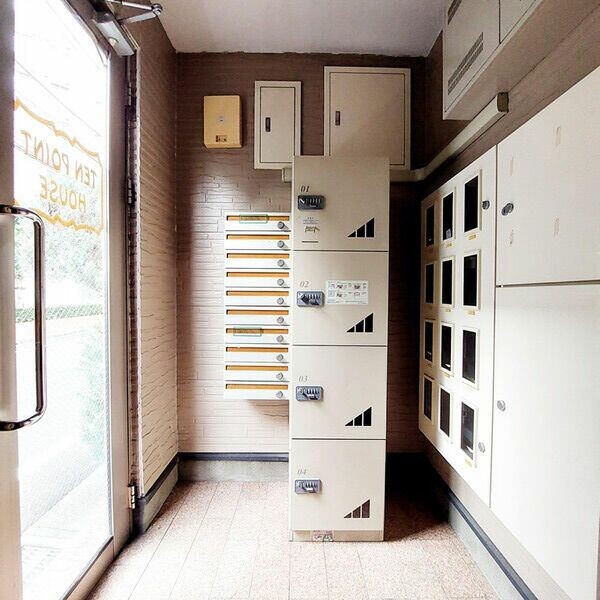 ��ʌ�����s�{���R���ڂ̃A�p�[�g�̂��̑�