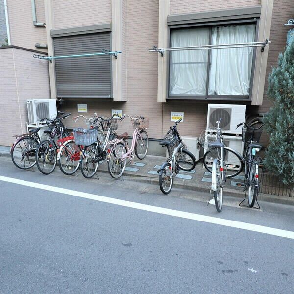 ��ʌ�����s�{���R���ڂ̃A�p�[�g�̂��̑�