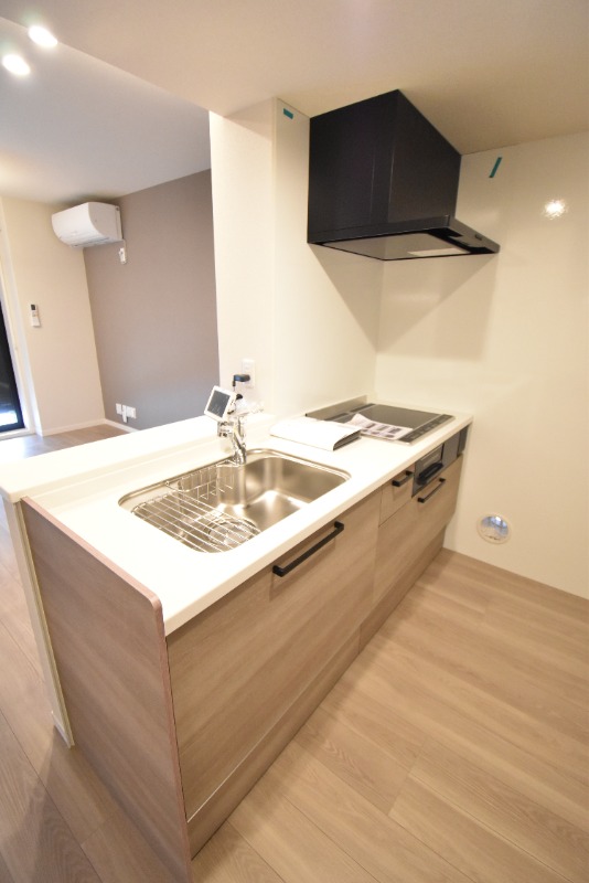 ��ʌ��������܎s�Y�a��j���J�R���ڂ̃}���V�����̃L�b�`��