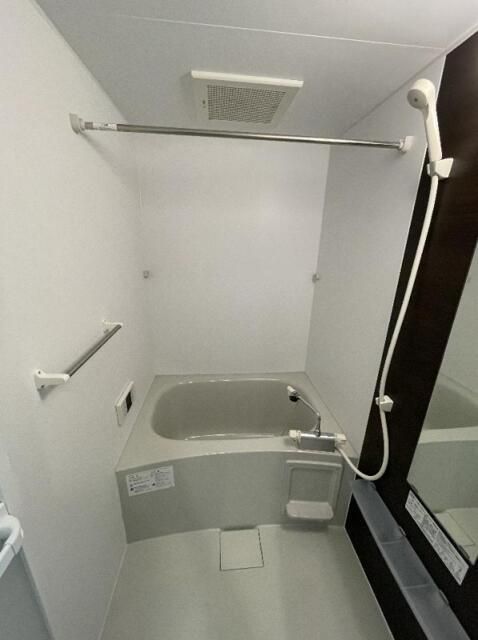 ��ʌ��t�����s���Ǔ��Q���ڂ̃}���V�����̃o�X