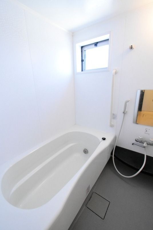 ��ʌ��������܎s�����攪���q�R���ڂ̃A�p�[�g�̃o�X