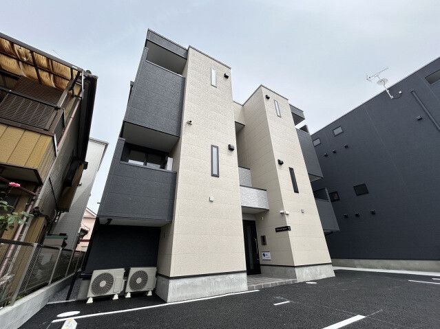 ��ʌ�����s�厚���s580-25�̃A�p�[�g�̌����O��